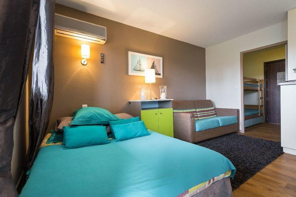 Aparthotel Pierre & Les Jardins Ombrages 3*