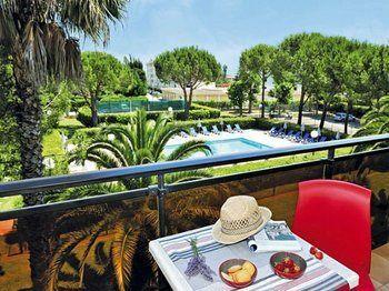 Aparthotel Pierre & Les Jardins Ombrages Mandelieu-la-Napoule